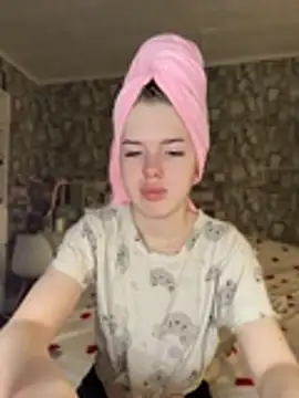 KayShaw online show from May 2026 02:18:02 AM