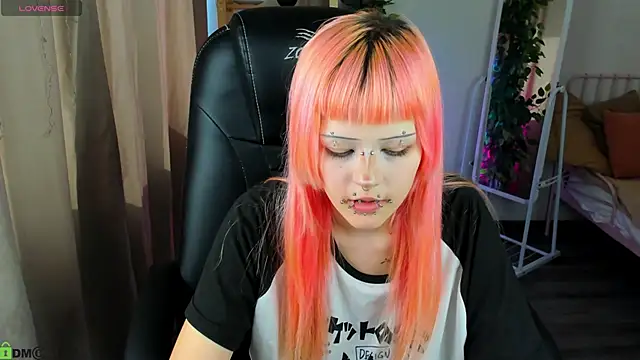 Necucuby online show from April 2026 08:45:01 AM