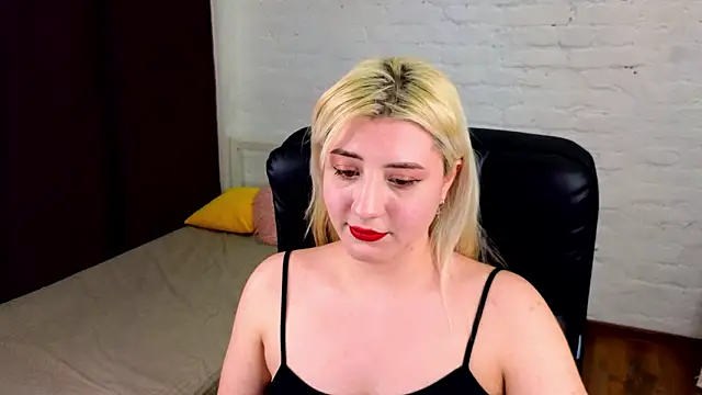 Snapshot of AdaGates chatting on March 2026 03:29:01 PM AdaGates online show from March 2026 03:29:01 PM