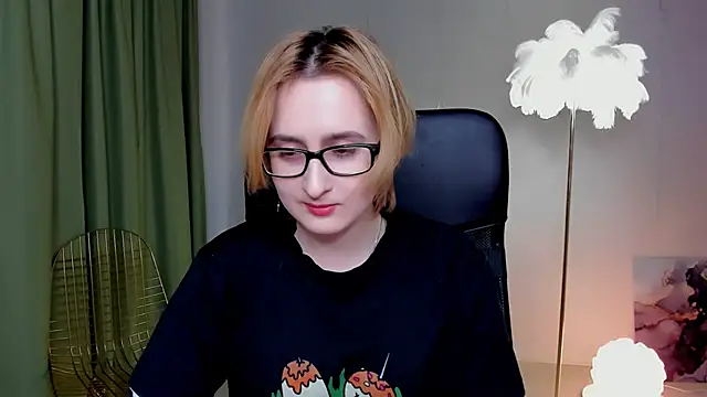 LixeLuna online show from March 2026 09:38:02 AM