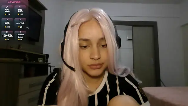 Willowlk online show from April 2026 12:11:02 AM