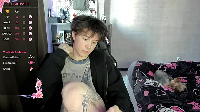 Snapshot of MIya_Chinen chatting on March 2026 07:14:02 AM MIya Chinen online show from March 2026 07:14:02 AM