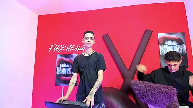 SKYN MAN online show from March 2026 01:21:01 AM