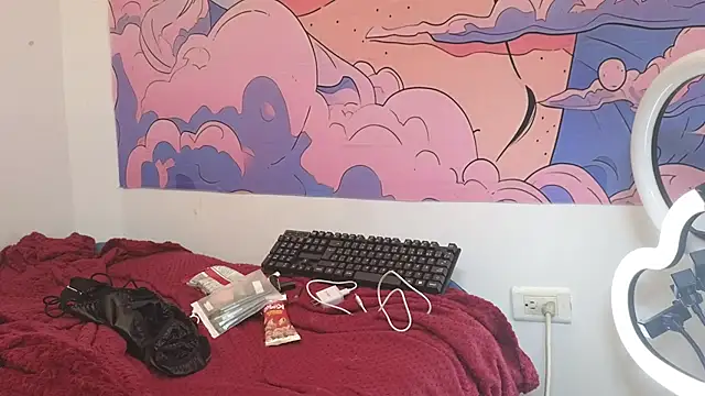 Caroline hernandes online show from June 2026 01:46:02 PM