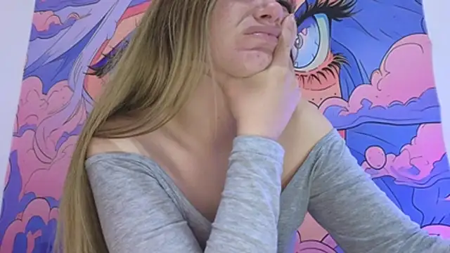 Caroline hernandes online show from July 2026 09:35:01 PM