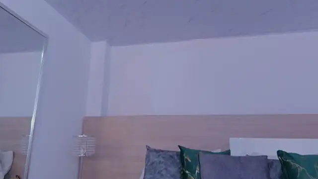 DaphneWayne online show from June 2026 06:06:02 PM