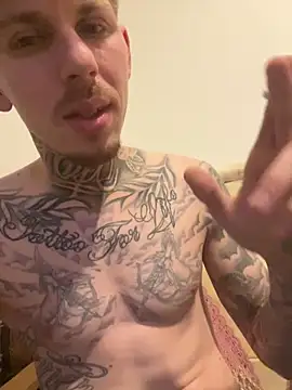 Antonio1998F online show from March 2026 11:10:01 PM