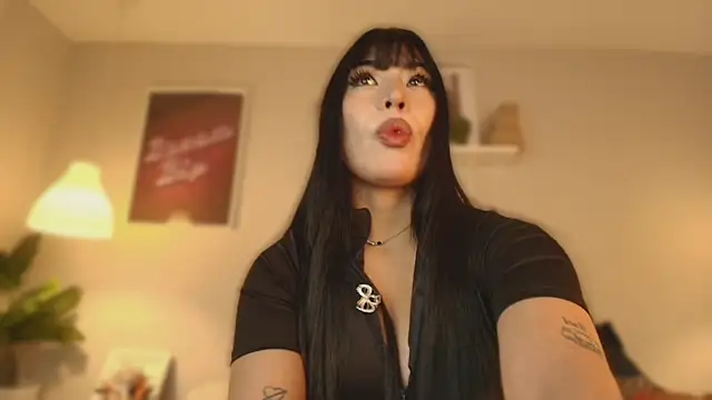 Snapshot of Jade-Naughty chatting on May 2026 07:01:01 PM Jade-Naughty online show from May 2026 07:01:01 PM
