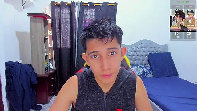Snapshot of gomitaboy1 chatting on May 2026 06:47:02 PM gomitaboy1 online show from May 2026 06:47:02 PM