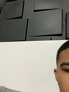 Snapshot of negro23cmdotado chatting on May 2026 04:23:01 PM negro23cmdotado online show from May 2026 04:23:01 PM