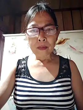 Snapshot of Sky-rain98 chatting on May 2026 05:17:02 PM Sky-rain98 online show from May 2026 05:17:02 PM
