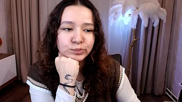  M1ra  online show from March 2026 02:28:01 AM