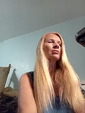 ViktoriaSexi1 online show from May 2026 07:52:01 PM