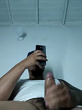 BadboyDirty1 online show from May 2026 01:39:01 PM