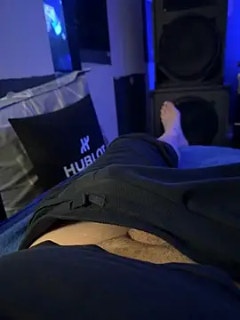 Snapshot of MatthewEmme2121 chatting on March 2026 09:52:02 PM MatthewEmme2121 online show from March 2026 09:52:02 PM