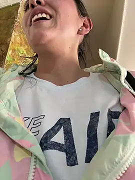 SamanthaWalker  online show from April 2026 01:23:01 PM