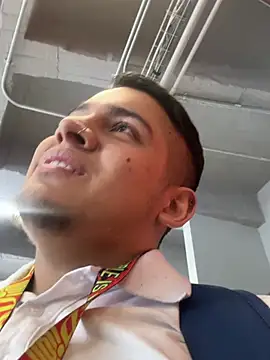 OliverTabordaa online show from April 2026 07:51:02 PM