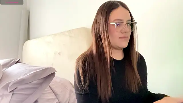 Snapshot of Sarahhh_0 chatting on March 2026 08:15:02 PM Sarahhh 0 online show from March 2026 08:15:02 PM