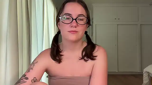 summerxo online show from June 2026 08:25:02 PM