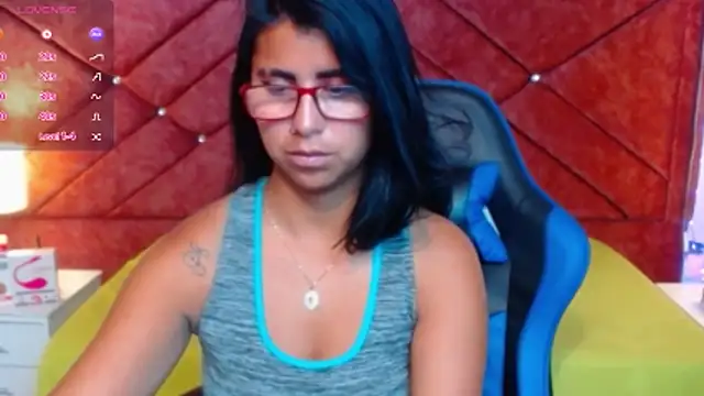 Alisha Gamskar13 online show from May 2026 02:01:01 PM