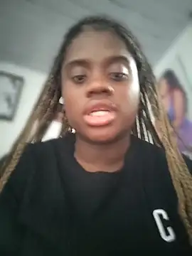 YourLiaa  online show from March 2026 09:55:01 PM