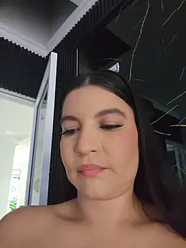 Pretty Julieta online show from April 2026 09:23:01 PM