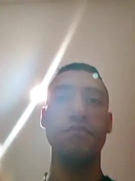 Snapshot of TuCanero23cm chatting on March 2026 08:21:02 AM TuCanero23cm online show from March 2026 08:21:02 AM