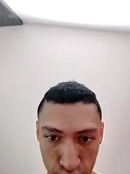 Snapshot of TuCanero23cm chatting on March 2026 09:26:02 AM TuCanero23cm online show from March 2026 09:26:02 AM