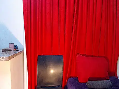 DarkDivva18 online show from May 2026 08:23:01 AM