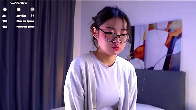 NelleMihalko online show from April 2026 11:15:02 AM