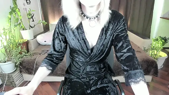 KayaNoir online show from June 2026 01:05:02 PM