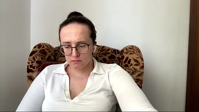 SofiaTease online show from April 2026 01:41:01 PM