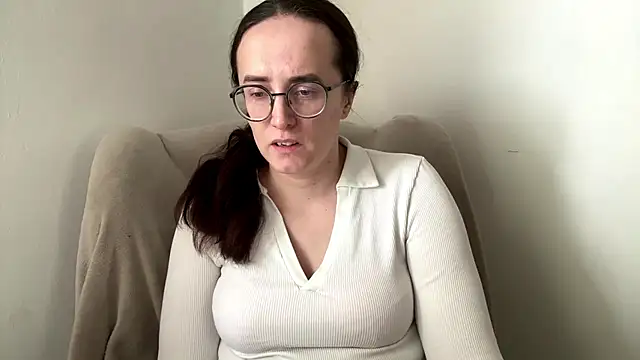Snapshot of SofiaTease chatting on April 2026 01:15:01 PM SofiaTease online show from April 2026 01:15:01 PM