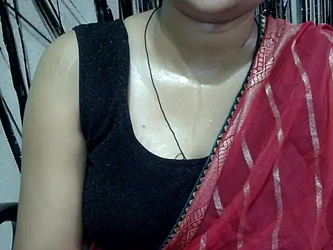 NayraG online show from June 2026 09:14:02 AM