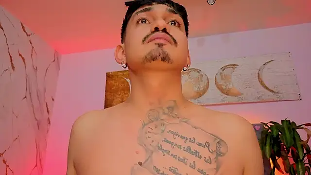 Mateo Valencia  online show from March 2026 01:51:02 PM