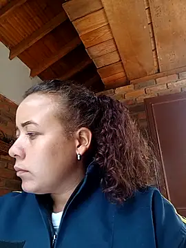 Snapshot of cata15adams chatting on March 2026 03:51:01 PM cata15adams online show from March 2026 03:51:01 PM