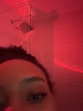 Amber peach online show from March 2026 12:14:01 AM