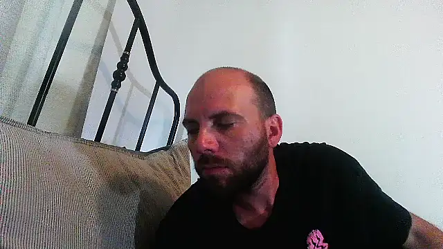 Snapshot of experiencelove chatting on August 2026 06:10:01 PM experiencelove online show from August 2026 06:10:01 PM