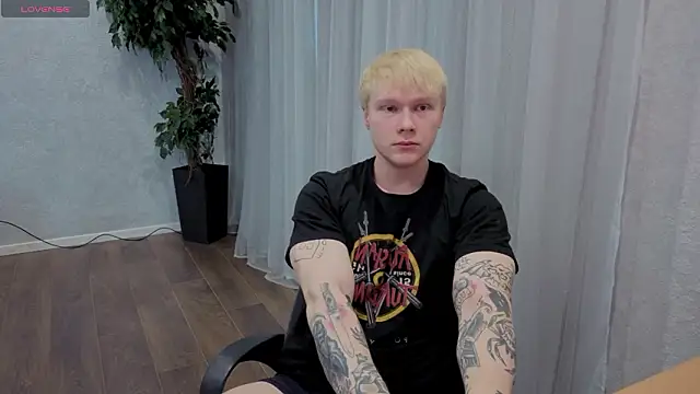 Whitesmoke666 online show from March 2026 08:42:02 AM