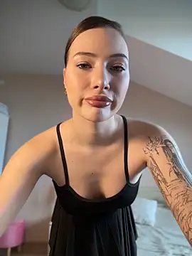 StayForTemptation online show from May 2026 09:05:01 AM