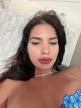 RaniaSnow online show from July 2026 04:15:02 PM