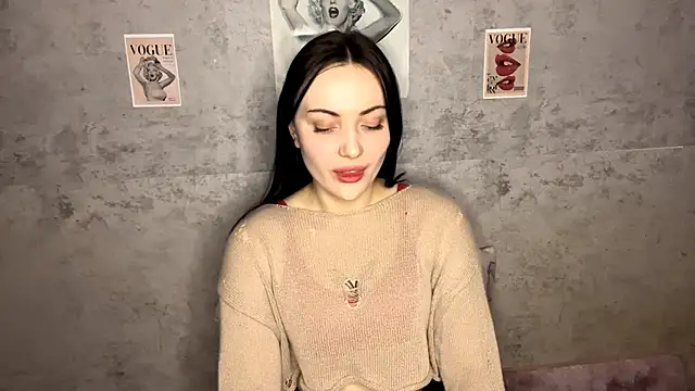 Snapshot of MoonVelour chatting on March 2026 04:46:01 PM MoonVelour online show from March 2026 04:46:01 PM