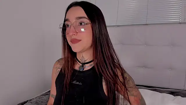 Emily Rousess online show from July 2026 11:18:01 PM