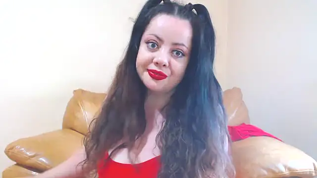 Snapshot of SexyNicolle4u chatting on June 2026 11:02:01 AM SexyNicolle4u online show from June 2026 11:02:01 AM