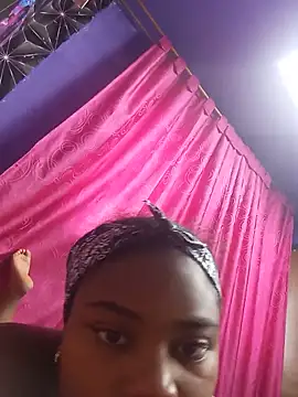 Snapshot of Candykss chatting on May 2026 08:18:02 PM Candykss online show from May 2026 08:18:02 PM