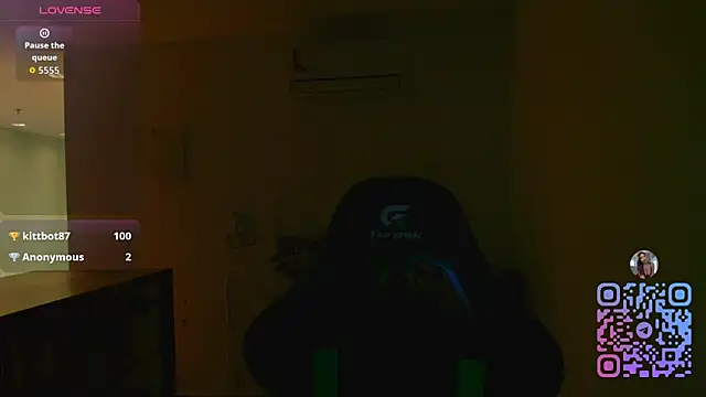 Debra Fox online show from April 2026 12:09:02 AM