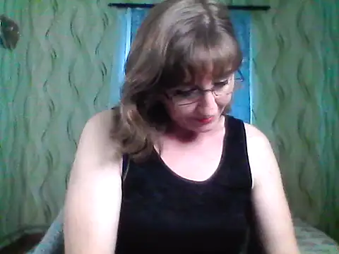 Alisaprice077 online show from June 2026 08:53:01 AM