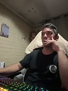 Cr1sXPorn online show from March 2026 12:33:01 AM