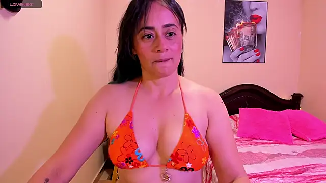 sara florez12 online show from May 2026 11:17:02 AM