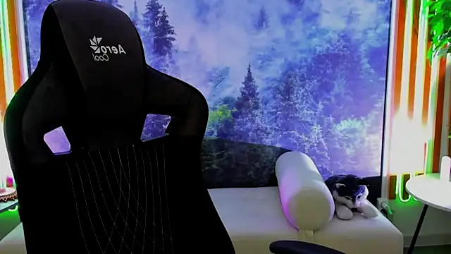 AriaGracen online show from April 2026 01:41:01 PM